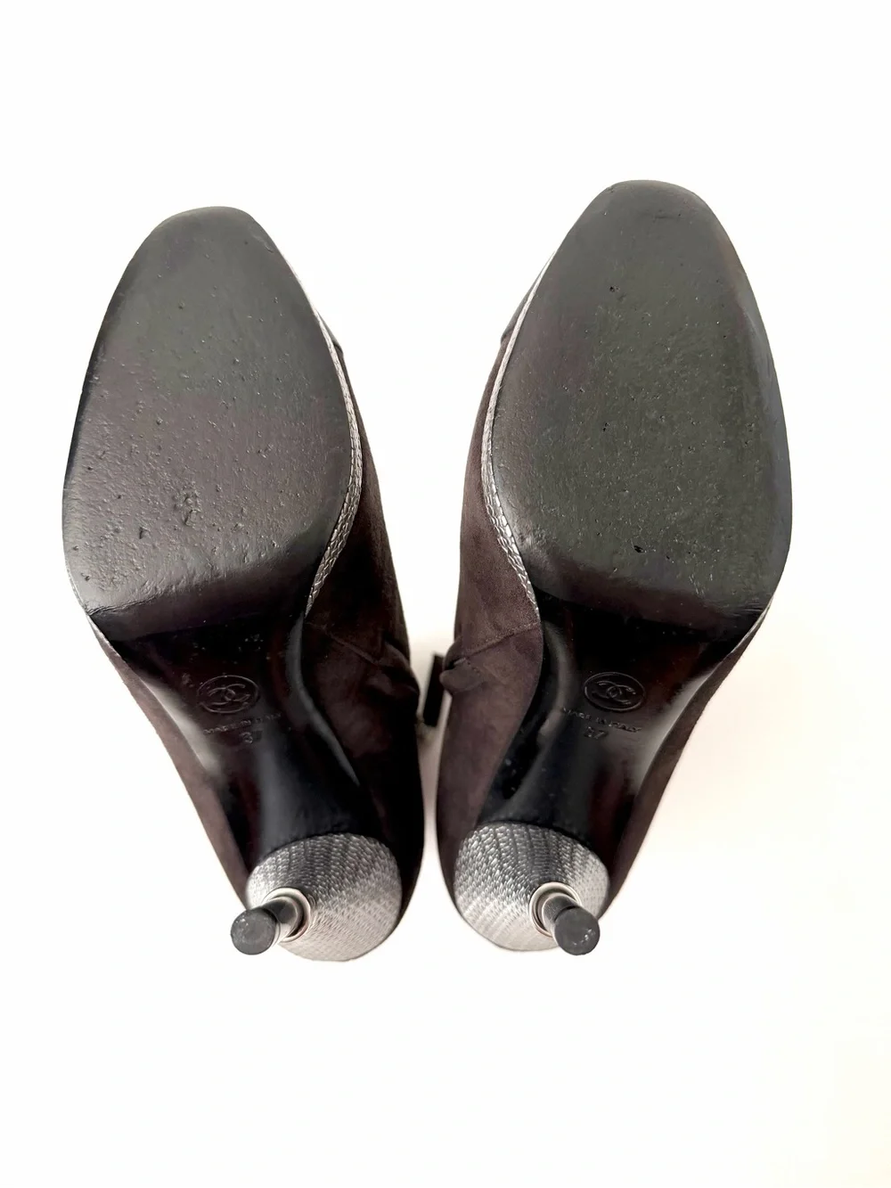 CHANEL | Suede CC Cap Toe Ankle Boots Gray Charcoal Silver High Heel EU 37